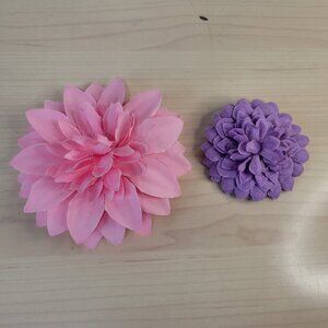 Bundle of 2 Flamenco Dahlia Flower Pink Purple Hair Clips EUC Spring Rockabilly